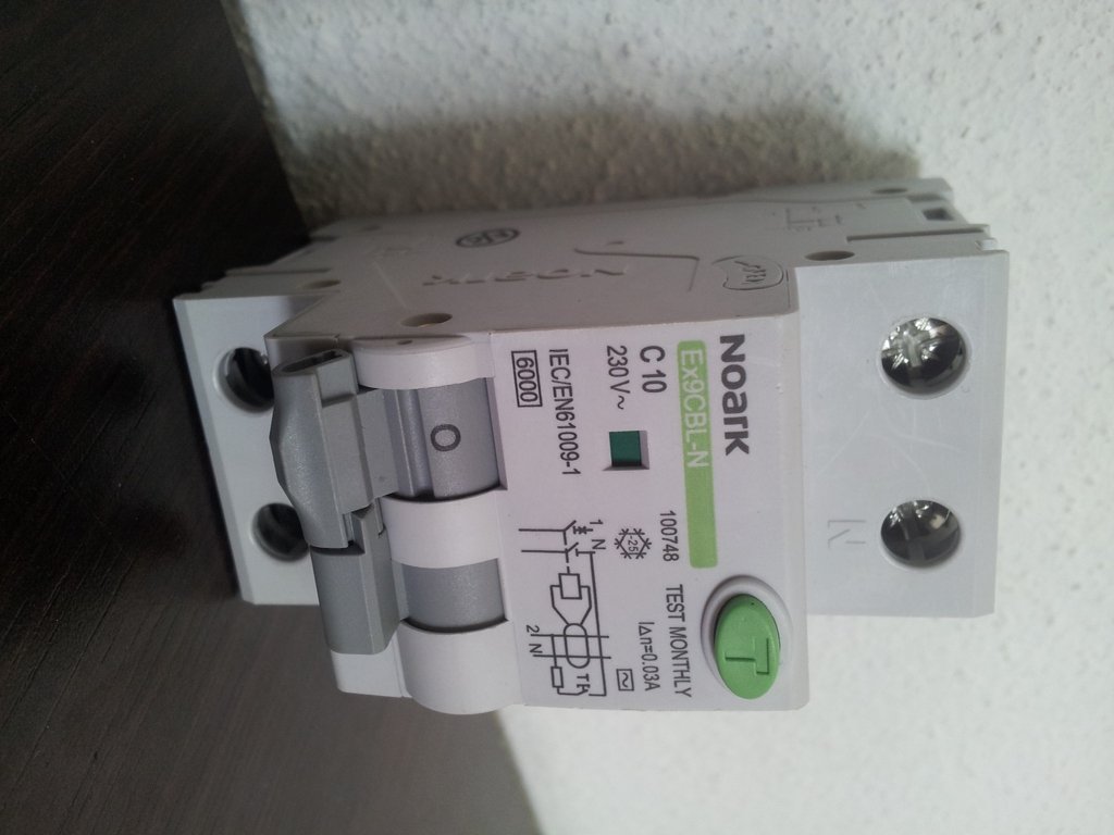 Relė+Automatas Ex9CBL-N 1P+N C10 30mA sr.nuot. 10 A (30mA)